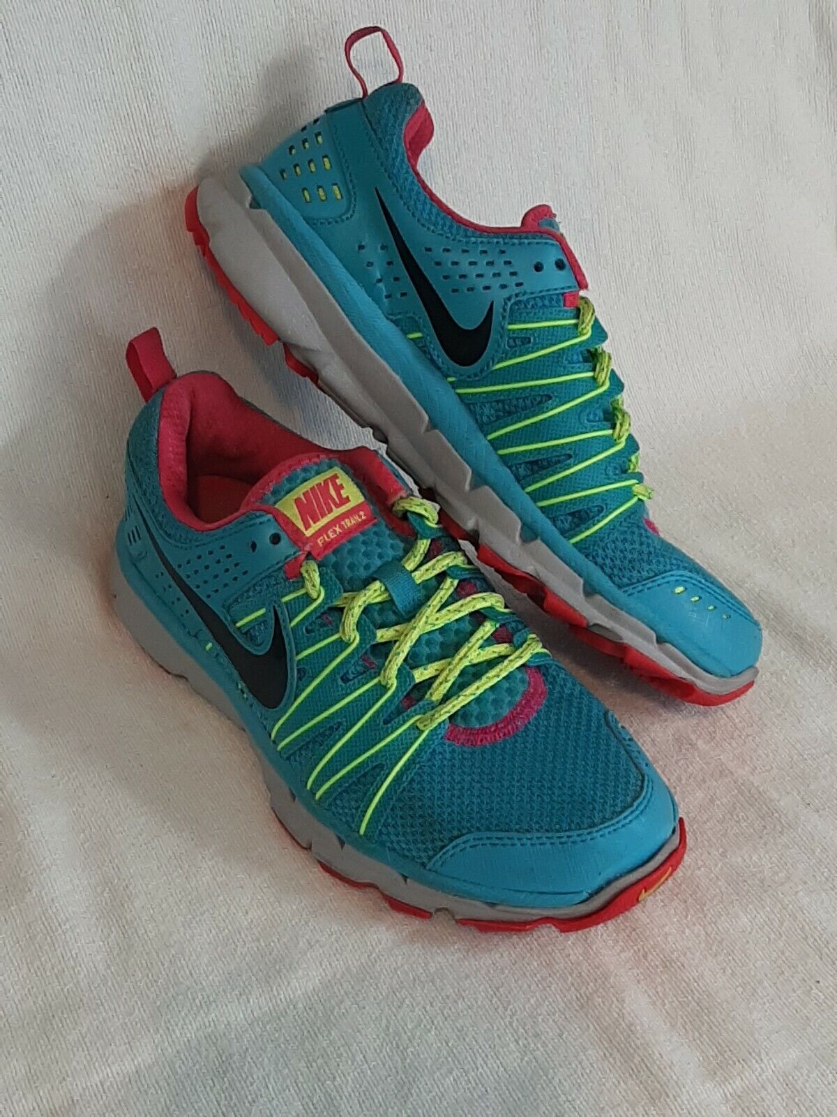 Elegancia Revisión triunfante Zapatos para correr Nike Flex Trail 2 para mujer talla 6 azul lima rosa  616681-400, | eBay