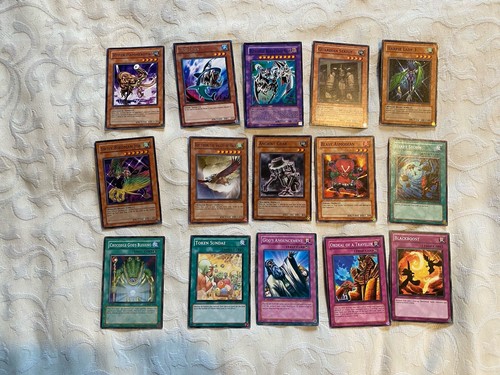 15x Yu-Gi-Oh! Lote de trabajo de tarjetas coleccionables 9, muy buen estado usado [AA24]