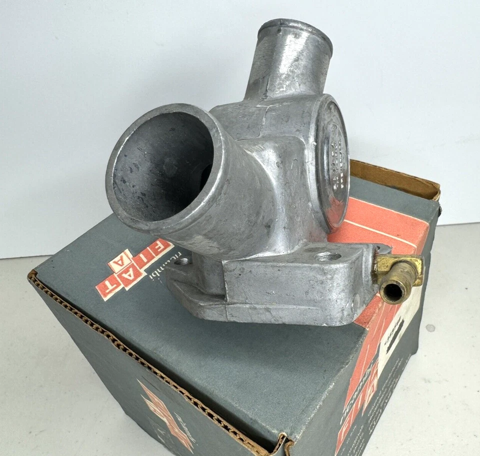 Conjunto de termostato genuino OEM Fiat 128 4389548 doble grifo 1975-1979 nuevo de colección Foto 4 de 4