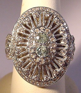 GENERATIONS-1912-GENUINE-DEMANTOID-GARNETS-amp-WHT-ZIRCON-RIING