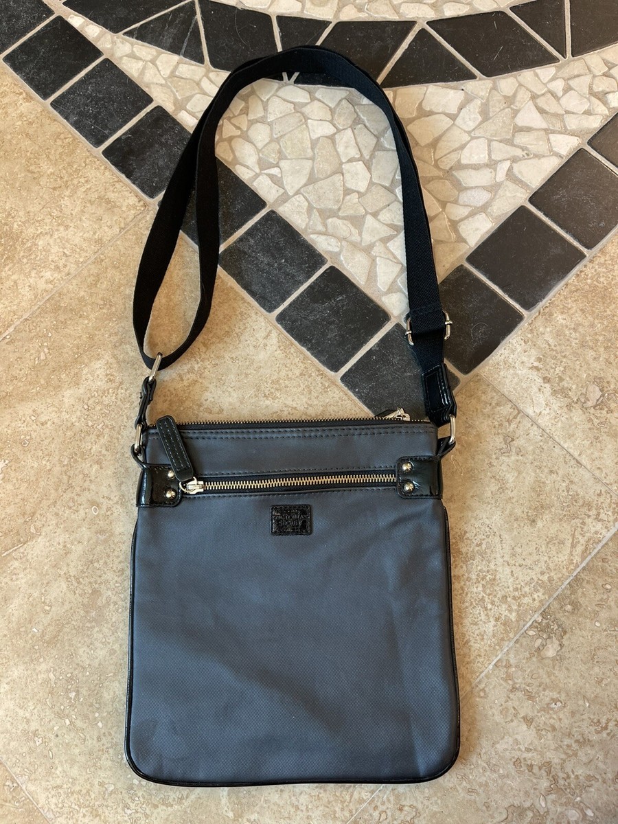 Victorias Secret Black Gold VS Shoulder Crossbody Bag Purse Pouch