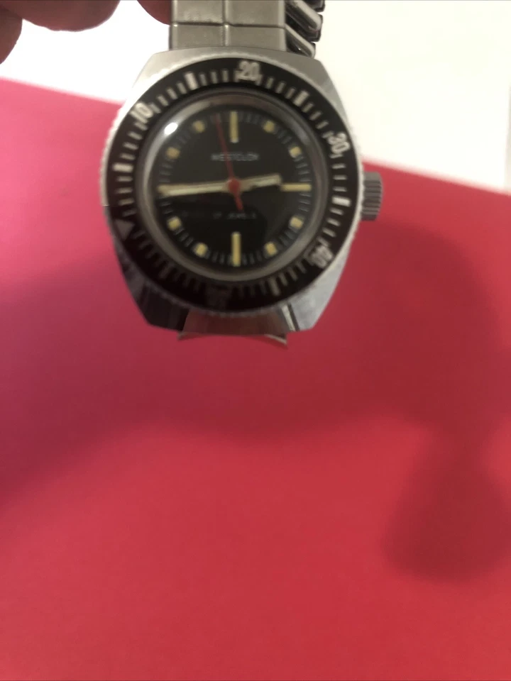 Reloj de buceo Westclox de colección bisel giratorio, 120 pies resistente al agua antimagnético Foto 2 de 4