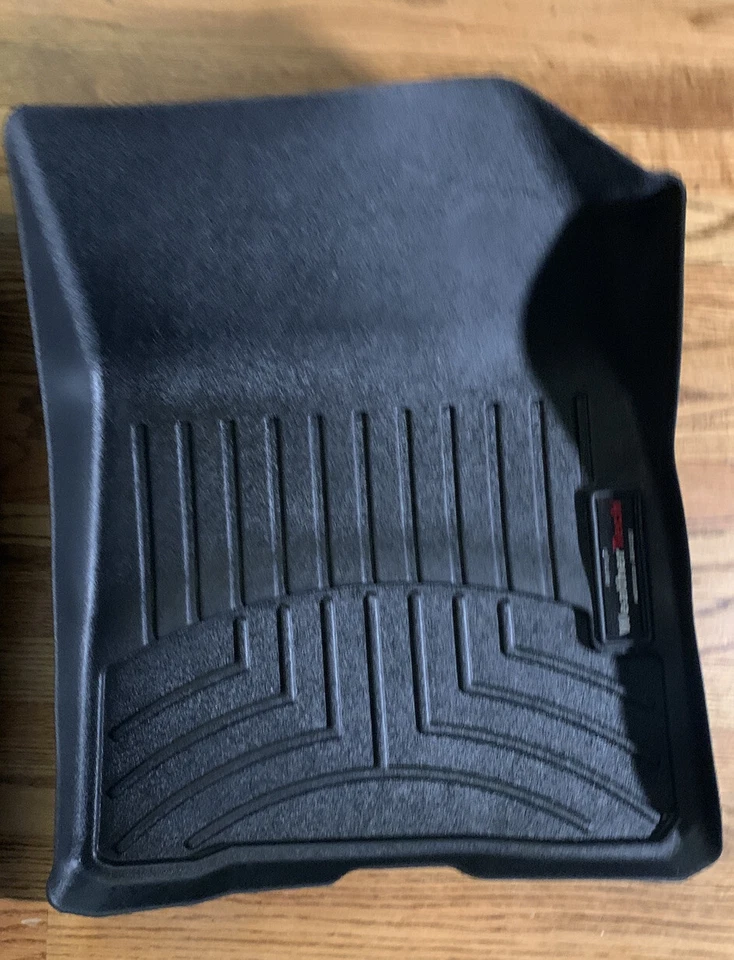 Alfombrillas WeatherTech para 20 GMC Acadia 20 Chevrolet Blazer SOLO DELANTEROS Foto 3 de 4