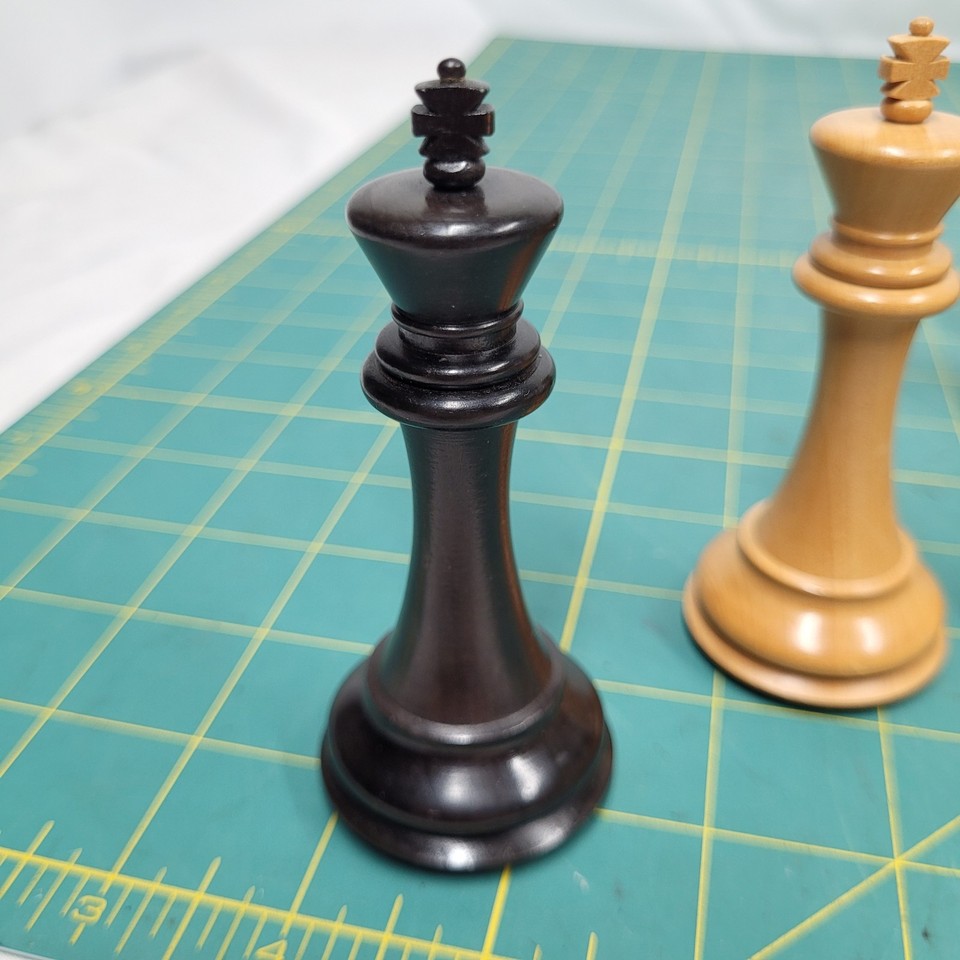 Staunton Verona Black & Boxwood Chess Replacement Pieces Pawns Kings ...