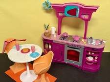 Barbie Möbel Küche, Lebensmittel , Tisch, Stühle , Töpfe ,Gläser , Geschirr,