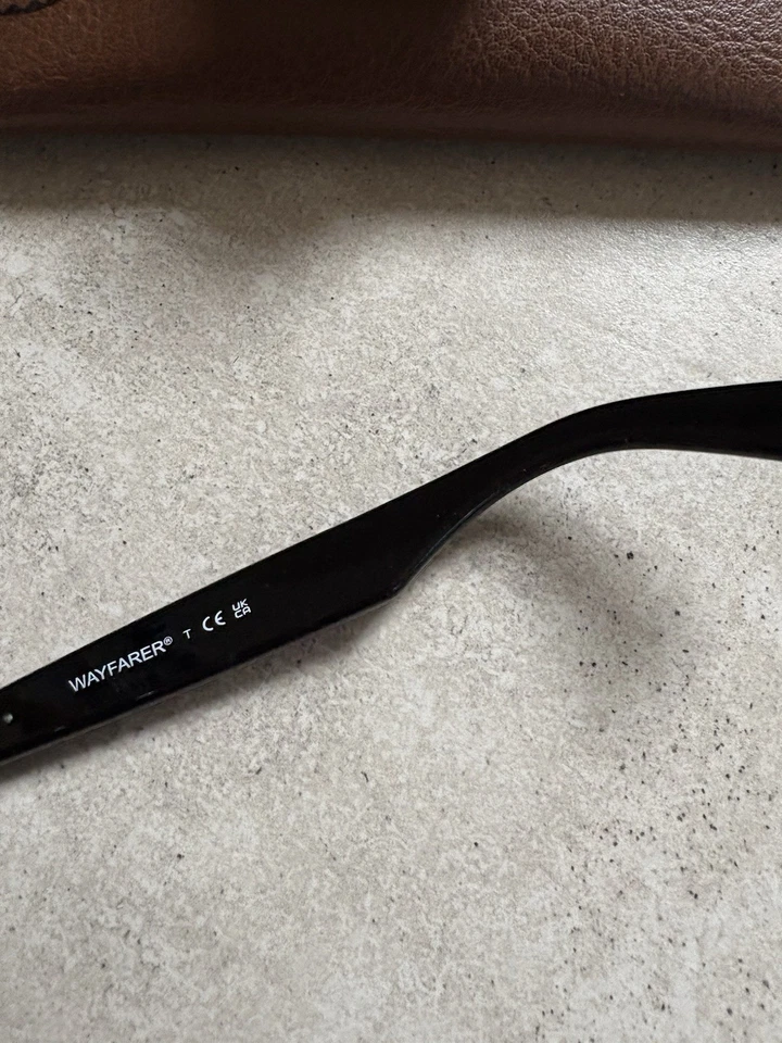 Ray-Ban Wayfarer, foto 3 di 5