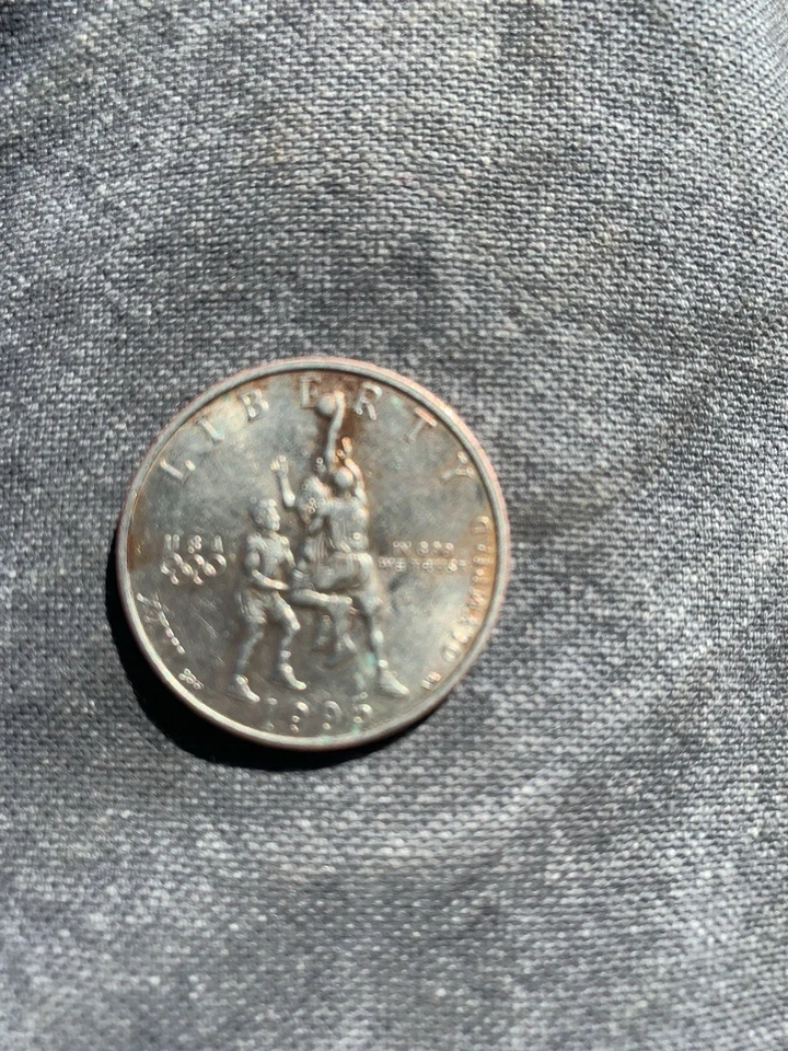 1995 S Atlanta Olympics Basketball BU Commem CN-Clad Half Dollar US Coin OGP - Image 2 of 2