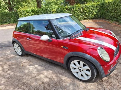 Mini cooper 2002, MOT June 2027, Full working order, 2 owner car - Image 1 of 4