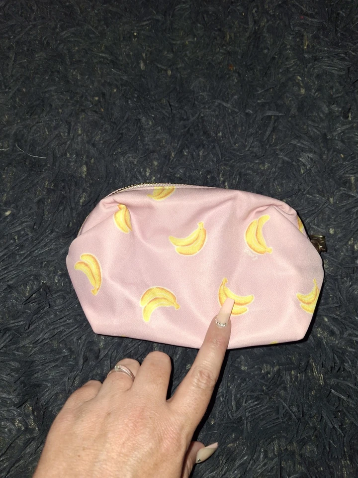 Coach NUEVO Bolso de Cosméticos Cuadrado de Nylon Estampado de Plátano Rosa Nuevo Foto 3 de 4