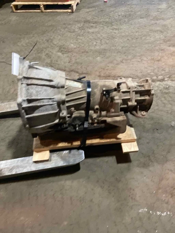 Used Automatic Transmission Assembly fits: 2007 Chevrolet Tahoe AT 5.3L Denali 4 Foto 3 de 4