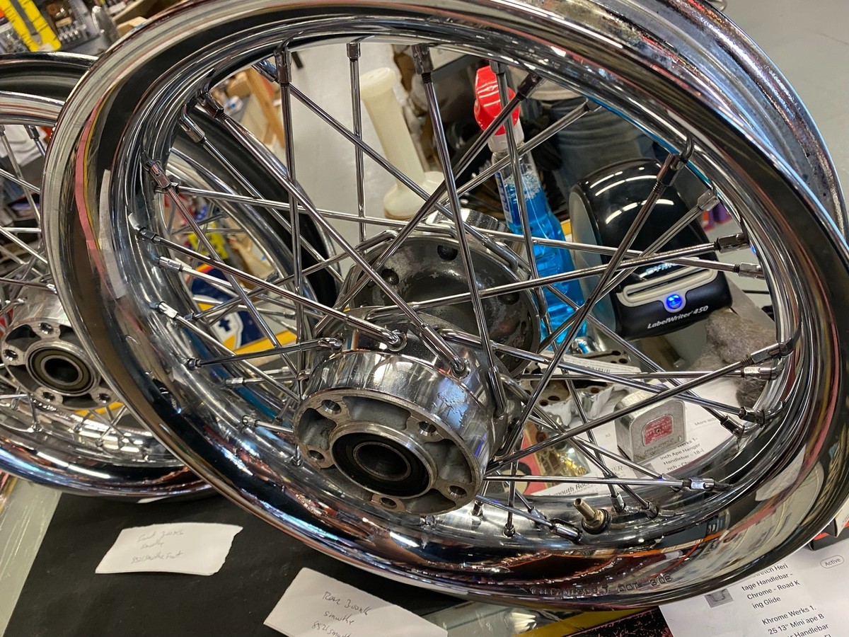 リアのみ2000～2020年 18×3.5 ハーレー 37-533 2000 Harley-Davidson Touring Bagger FLH Front Rear Wheel 16