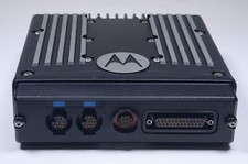 Motorola XTL5000 Base Unit M20URS9PW1AN 2-Way Mobile Radio Transceiver