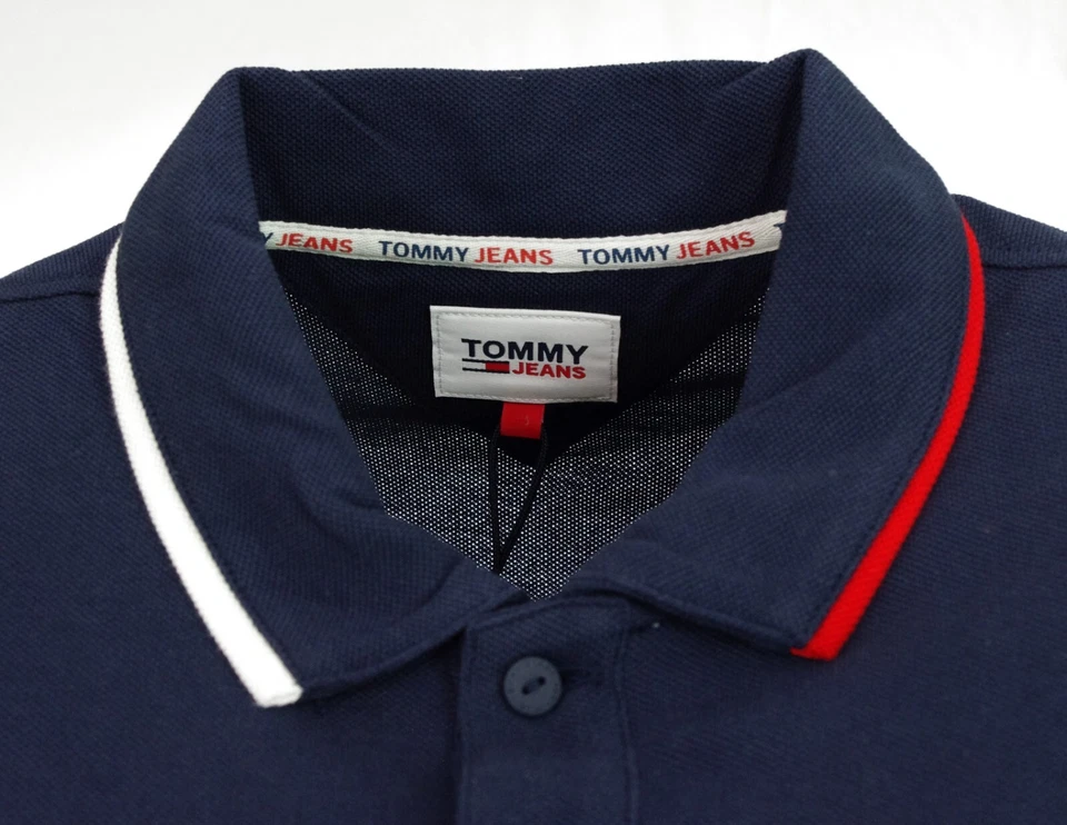 Polo Tommy Jeans Hombre Azul Marino Reg Flag Neck Polo Twilight Navy DM15076 - Imagen 4 de 4