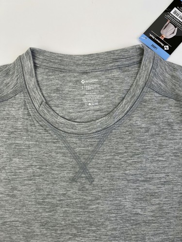 Camiseta Mangas Largas LUJO Cepillada Crew Tela Elástica 4 Vías - Imagen 8 de 10