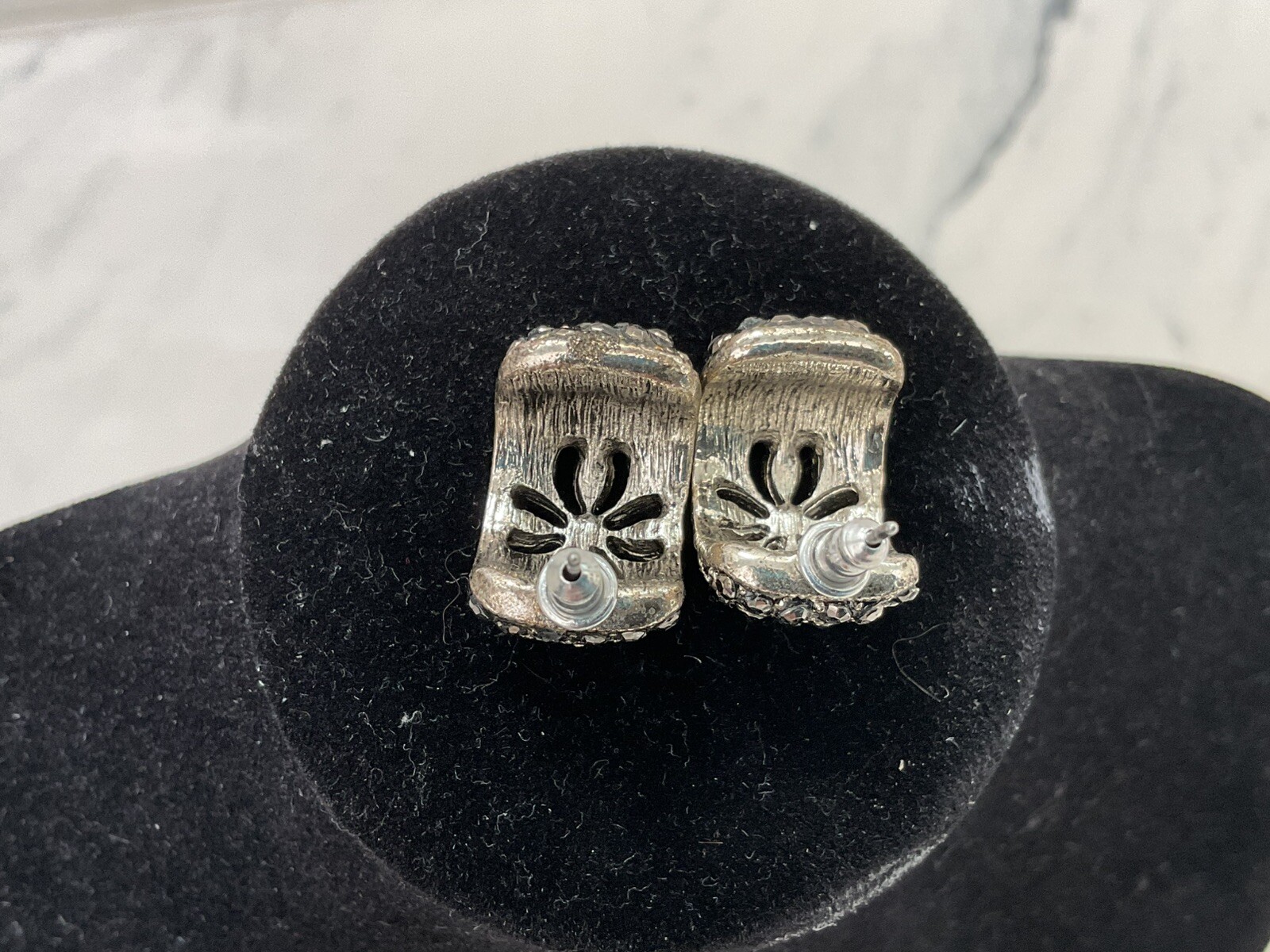 Marcasite Earrings Solid  Very Pretty - image 4