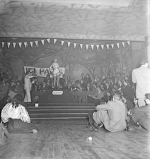 Vintage UNIDENTIFIED MISS FRANCE CONTESTANT Original B&W 120 Film Negative