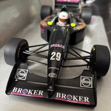F1 Mini Coche Broker Sauber Mercedes A.D. Cesaris 1/18 GOODYEAR MAGNET MARELLI