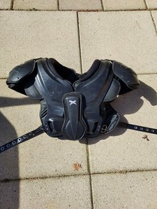Xenith Velocity 2 Football Shoulder Pads Large 18"-19" USED 1 YEAR