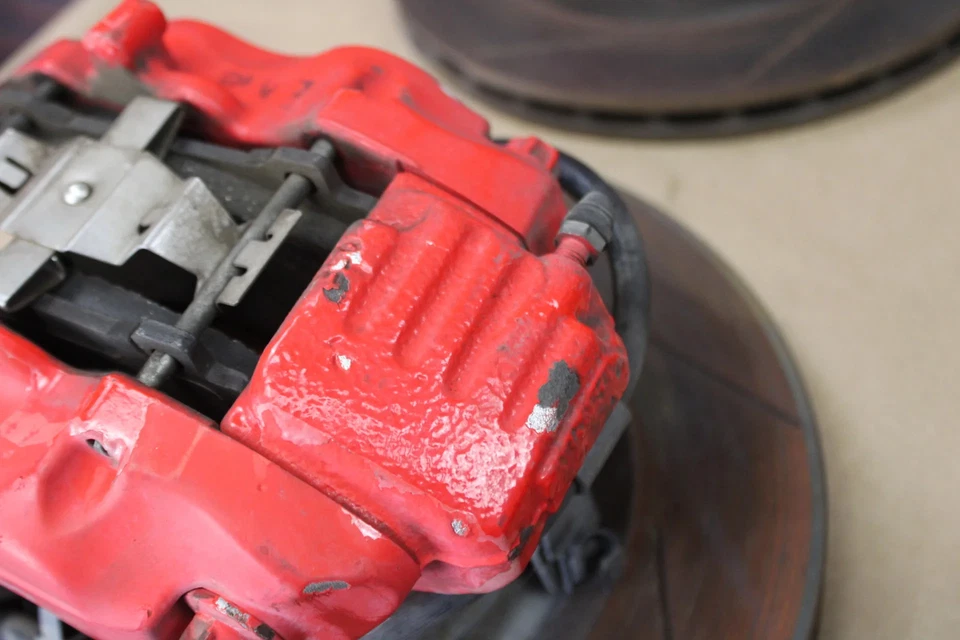 Dodge Challenger SRT8 2012 juego de pinzas de freno Brembo delanteras traseras con rotores Foto 3 de 4