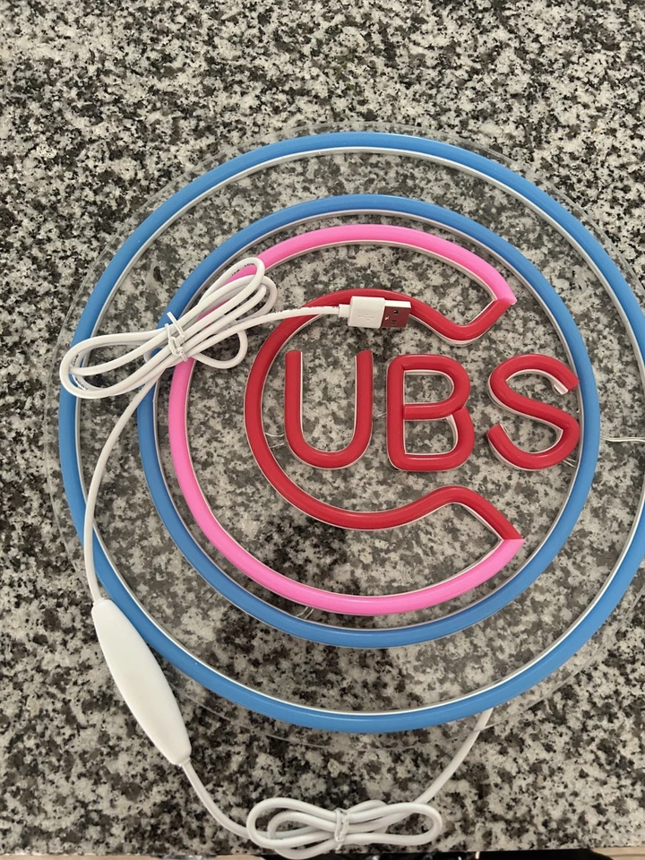 Chicago Cubs Baseball Red, Pink & Blue Light up Logo Sign For Any Room Or Bar - Image 3 of 4