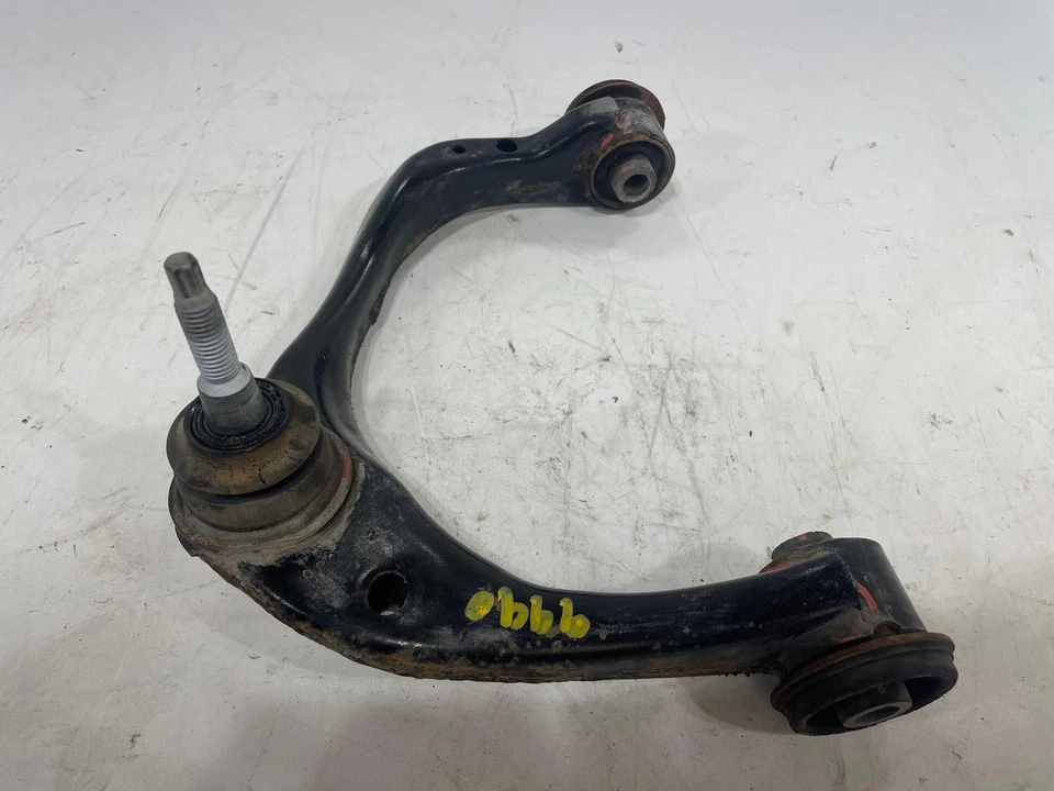 Brazo de control superior del lado del pasajero delantero derecho Ford Expedition 2018-2021 OEM Foto 2 de 4