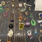 Vintage Costume Jewelry.Earrings,Necklaces,Trinkets,,Pins,WatchCuff Links,& More — photo 6