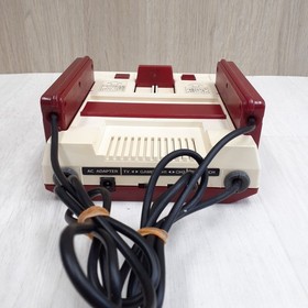 Nintendo Famicom NES Japan console in box with Super Mario Bros CIB HVC-001 1983