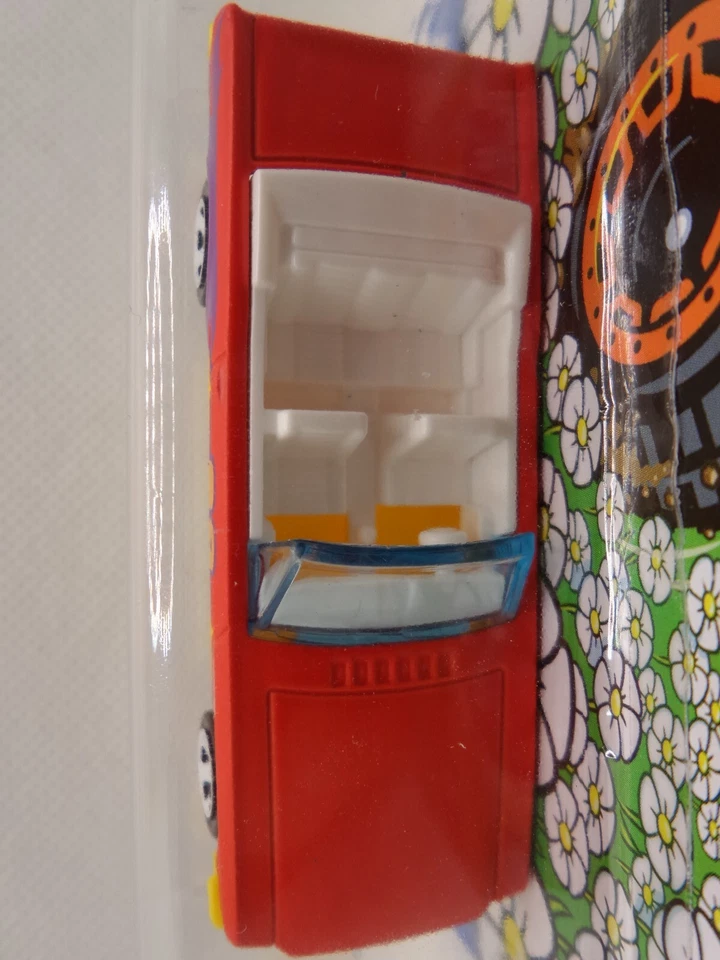 Hot Wheels '65 Ford Mustang Convertible Spring 4/5 2023 HLJ33-D710 - Imagen 3 de 4