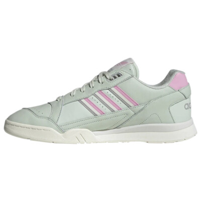 adidas A.R. Trainer Linen Green
