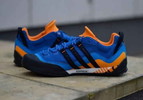 terrex swift solo blue