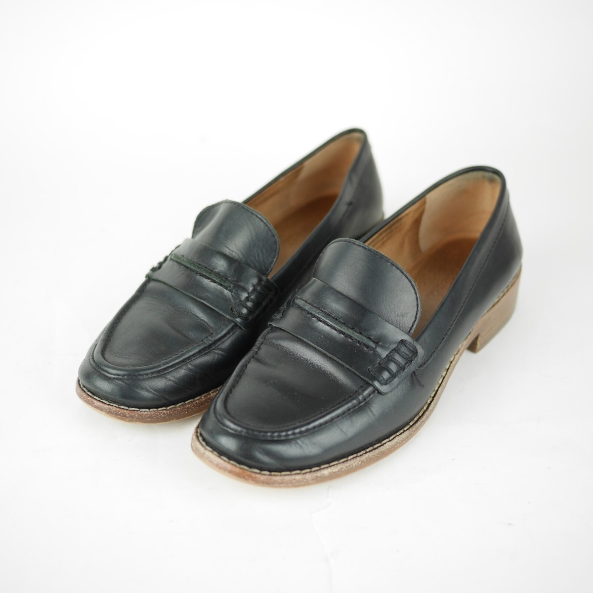 Madewell Black Leather Penny Loafers Madewell NYE Penny Loafers - classic leather penny... | Depop main image 4