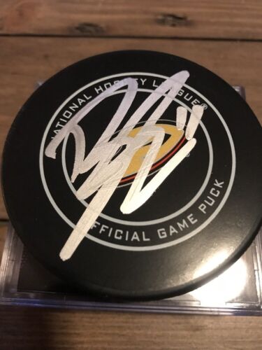 Ryan Kesler Signed 2018 Anaheim Ducks Official game Puck - Afbeelding 1 van 2