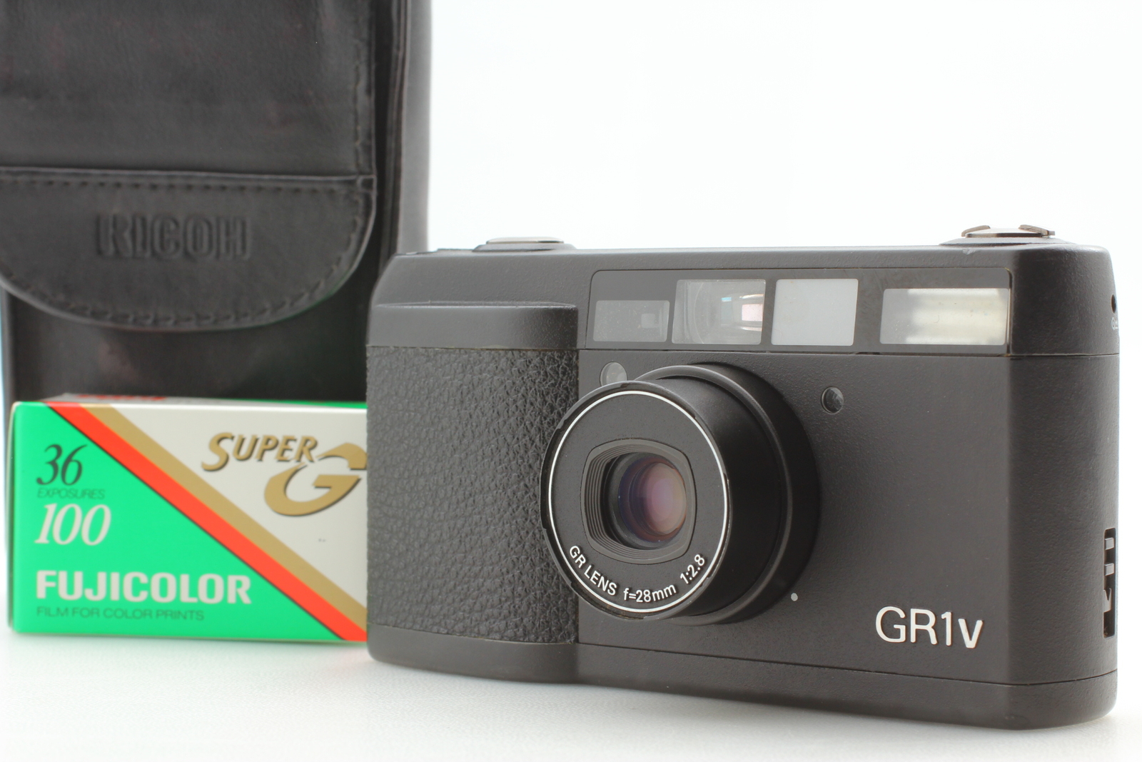Read! [Near MINT ｗ/Case] Ricoh GR1V Black Point & Shoot 35mm Film Camera JAPAN