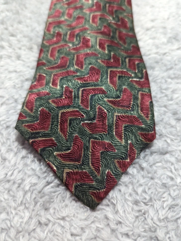 Corbata Bill Blass patrón geométrico de seda Foto 2 de 4