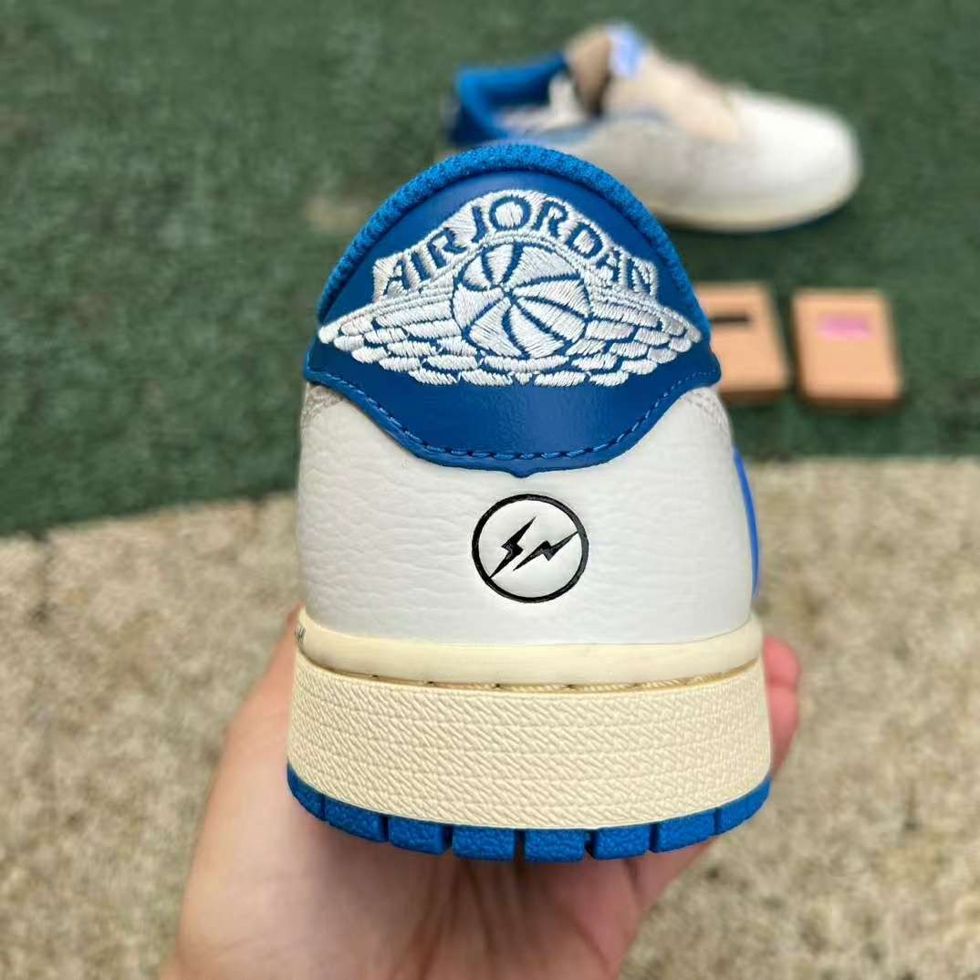 Size 8 - Jordan 1 Retro x Fragment Design x Travis Scott Low Blue