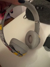 Beats by Dr.dre Solo3 Wireless Mickey Mouse 90th Anniversary Edition Headphones