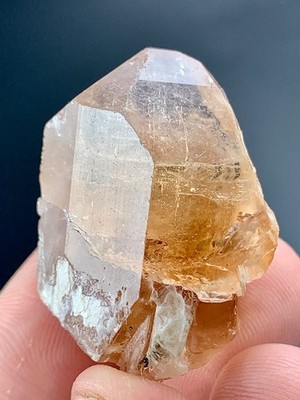 Topaz Crystal from Pakistan 118 Carat
