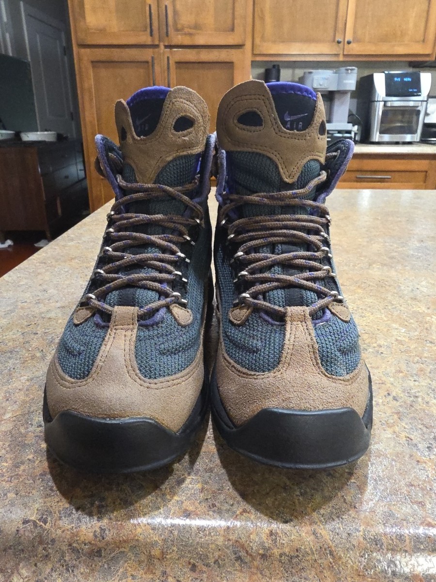 Vintage 1997 Nike ACG Air 150 Approach Trail Hiking Boots Womens 7