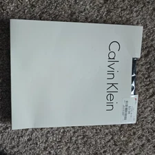 CALVIN KLEIN SILKEN SHEER CONTROL TOP STYLE 669 SIZE 2 COLOR BLACK 20 DENIER