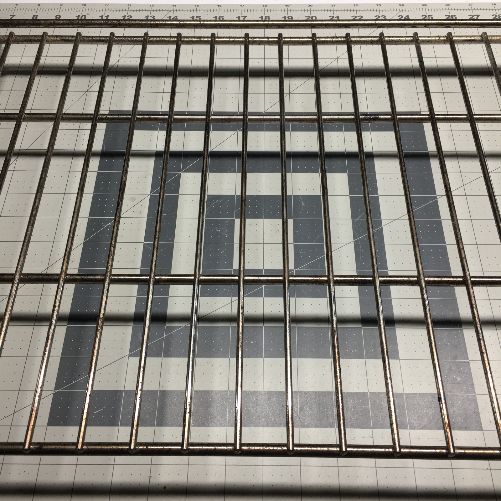 Dacor OEM 30" Oven Glide Rack 70161902 Stains Grease Approx 24"x15.5