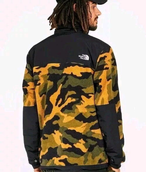 The North Face Fleece Polartec Denali 2  / Green Wood Camouflage Print/ Sz L image 3