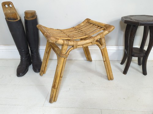Curved Bamboo Stool Labelled Angraves Invincible Stool Original FREE POSTAGE - Picture 5 of 24