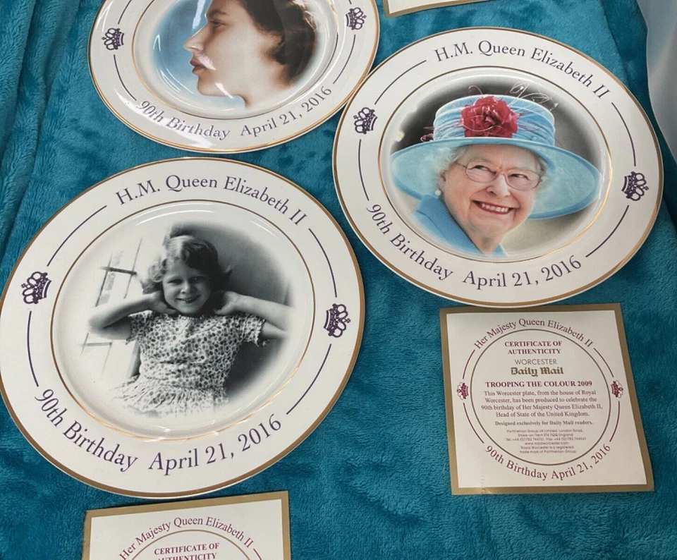 Worcester Daily Mail H.M Queen Elizabeth II 90th Birthday 2016 x3 Plates 8in Ret - Image 4 of 4