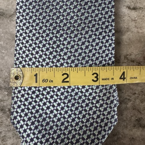 Vintage Brioni geometric checkered Italian silk tie - Picture 8 of 8
