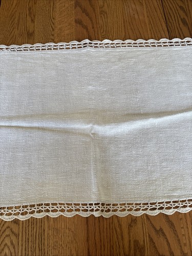 Vintage Off-White Crochet Edge Linen Table Runner 62x16.5” - Picture 5 of 12