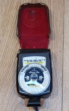 Gossen Luna-Pro Vintage Light Meter with Leather Case  Clean Original Condition