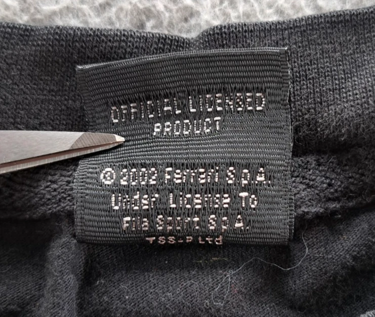 Camiseta DE COLECCIÓN Ferrari Para Hombre XL Negra Carreras Exótica Coche Ropa Conducir 2002 Foto 3 de 4