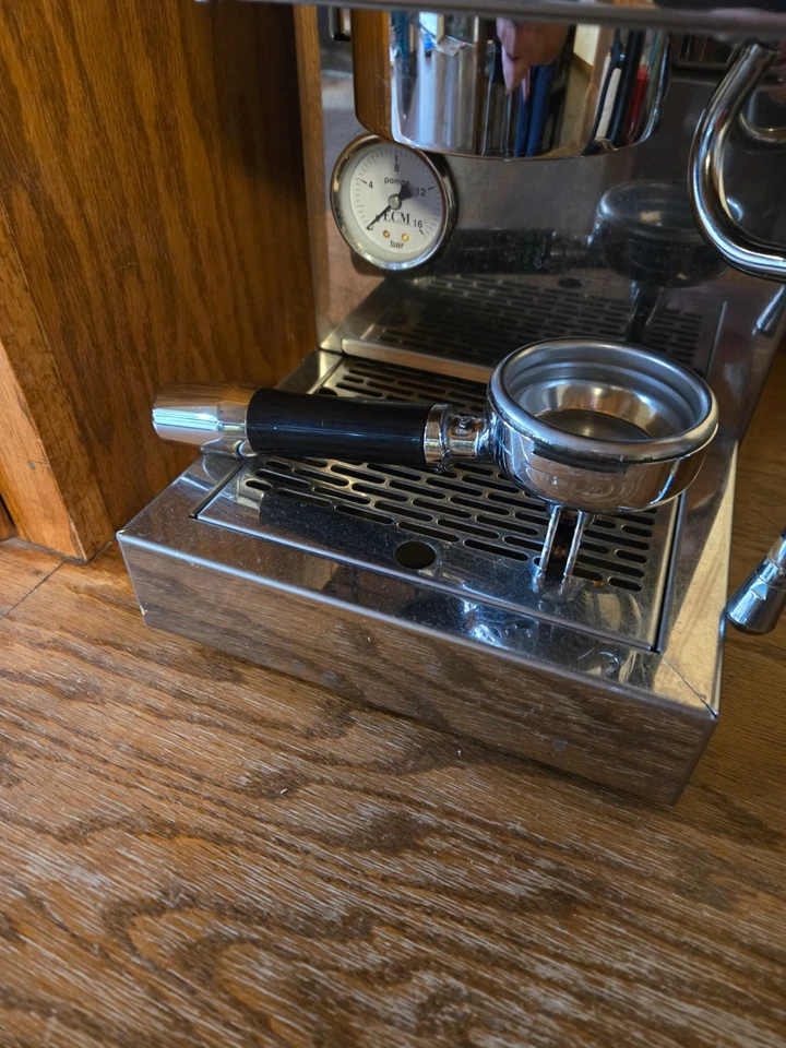 Máquina de café expresso ECM Casa V - Imagem 2 de 3