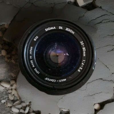 Sigma Zoom 35-80mm 1:4-5.6 DL Zoom Camera Lens Multi Coated AF And Manual Focus