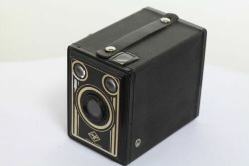 Cámara de Fuelle Agfa con Accesorios, Fabricada en los Años 20. Con